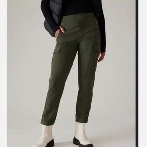 Athleta Endless Cargo High Rise Jogger - Size 2
